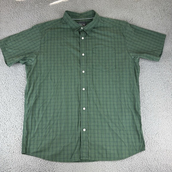 Mountain‎ Hardwear Men's Size Xl Button Up Plaid Short Sleeve Green Plaid - Picture 1 of 10